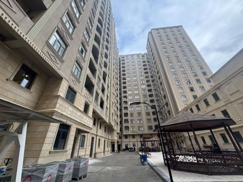 Satılır 3 otaqlı yeni tikili 140 m² — Bakı