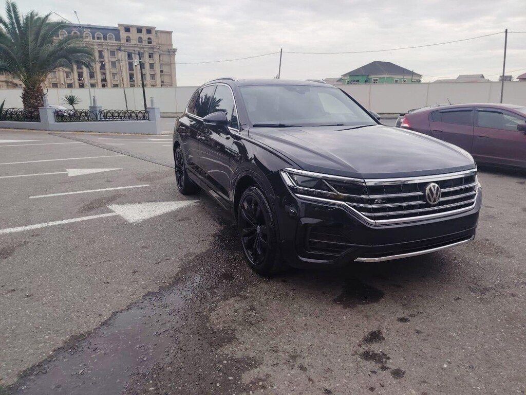 Volkswagen Touareg, 4.1 L, 2018 il, 201 000 km — Avtomobillər, Bakı (2)