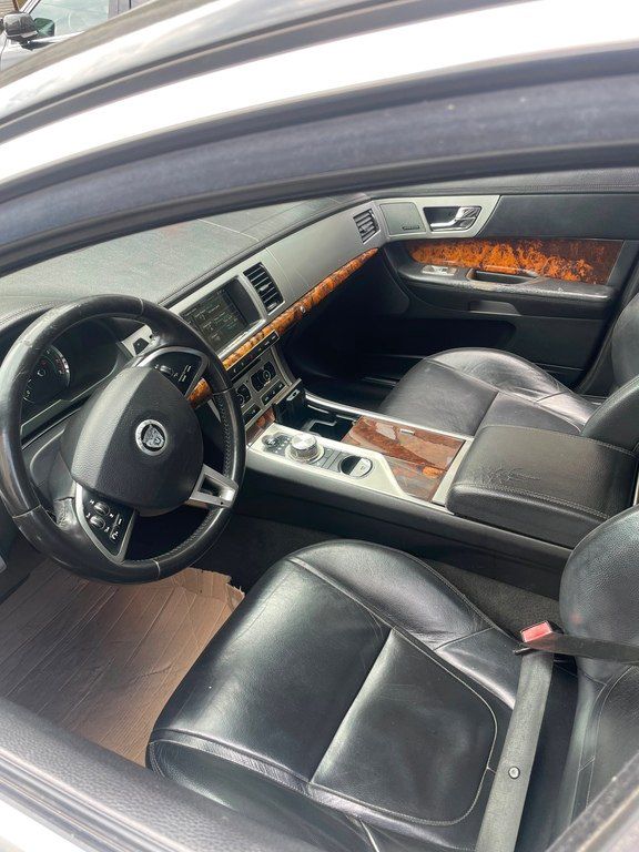 Jaguar XF, 2.0 L, 2013 il, 285 000 km 77-LX-872 — Avtomobillər, Bakı (2)