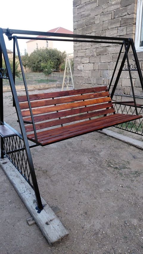 Yelləncək — Bakı