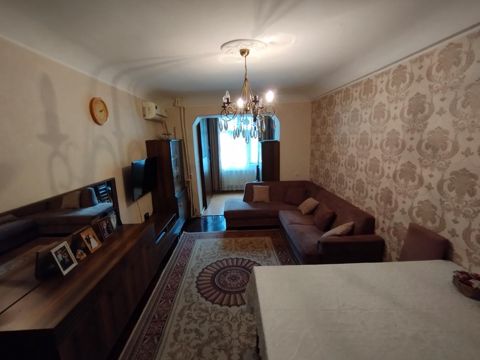 Satış: 3 otaqlı Köhnə tikili, 70 m², Nizami rayonu — Bakı