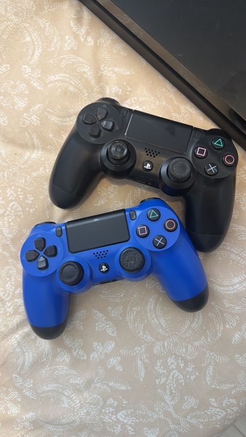 Playstation 4 — Bakı