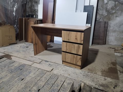 Çalışma masası — 120 ₼ · Bakı · Mebel Çalışma masası — Bakı