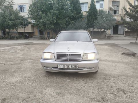 Mercedes C 220, 2.2 L, 1995 il, 631 283 km — Bakı
