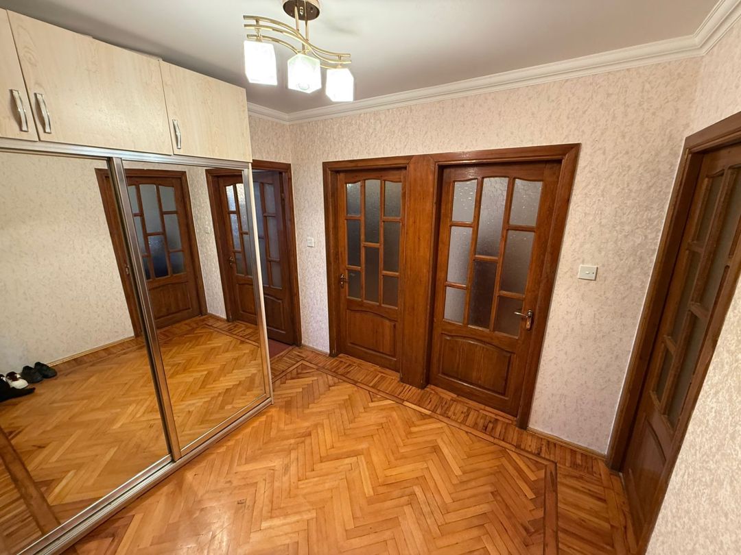 Satılır 4 otaqlı köhnə tikili 90 m² — Mənzil, Bakı (11)