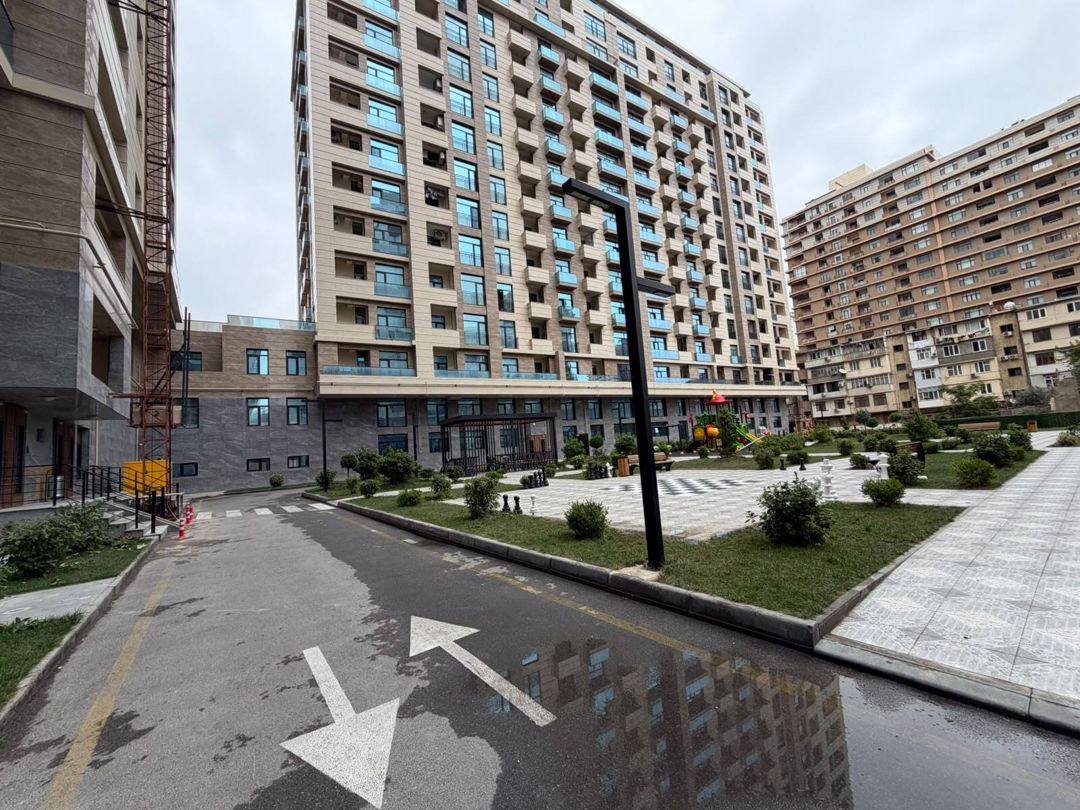 Satılır 3 otaqlı yeni tikili 175 m² — Mənzil, Bakı (2)