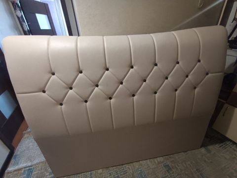 Taxt başlığı tek satilir. Tecilidir 20 azndir. evden cixmalidir mutleq — 20 ₼ · Bakı · Yataq otağı mobilya dəstləri Taxt başlığı tek satilir. Tecilidir 20 azndir. evden cixmalidir mutleq — Bakı