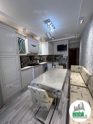 Satılır 4 otaqlı 136 m² yeni tikili Həzi Aslanov — Mənzil (3)