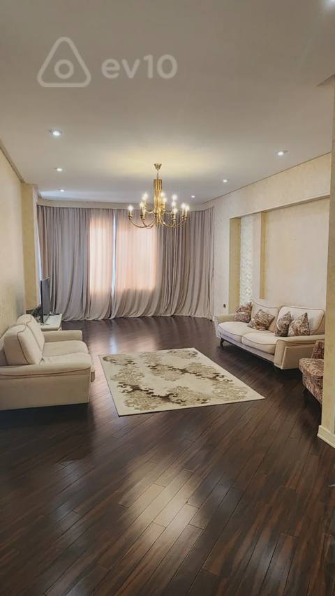 4 otaqlı mənzil, 186 m², Cəfər Cabbarli küc — Calal