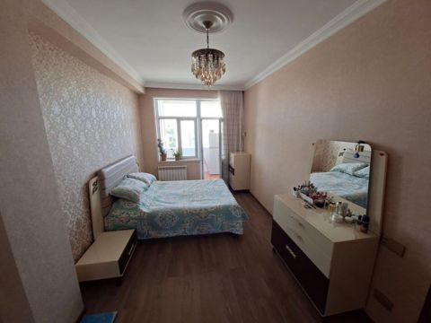 Satılır 3 otaqlı yeni tikili 75 m² — Mənzil