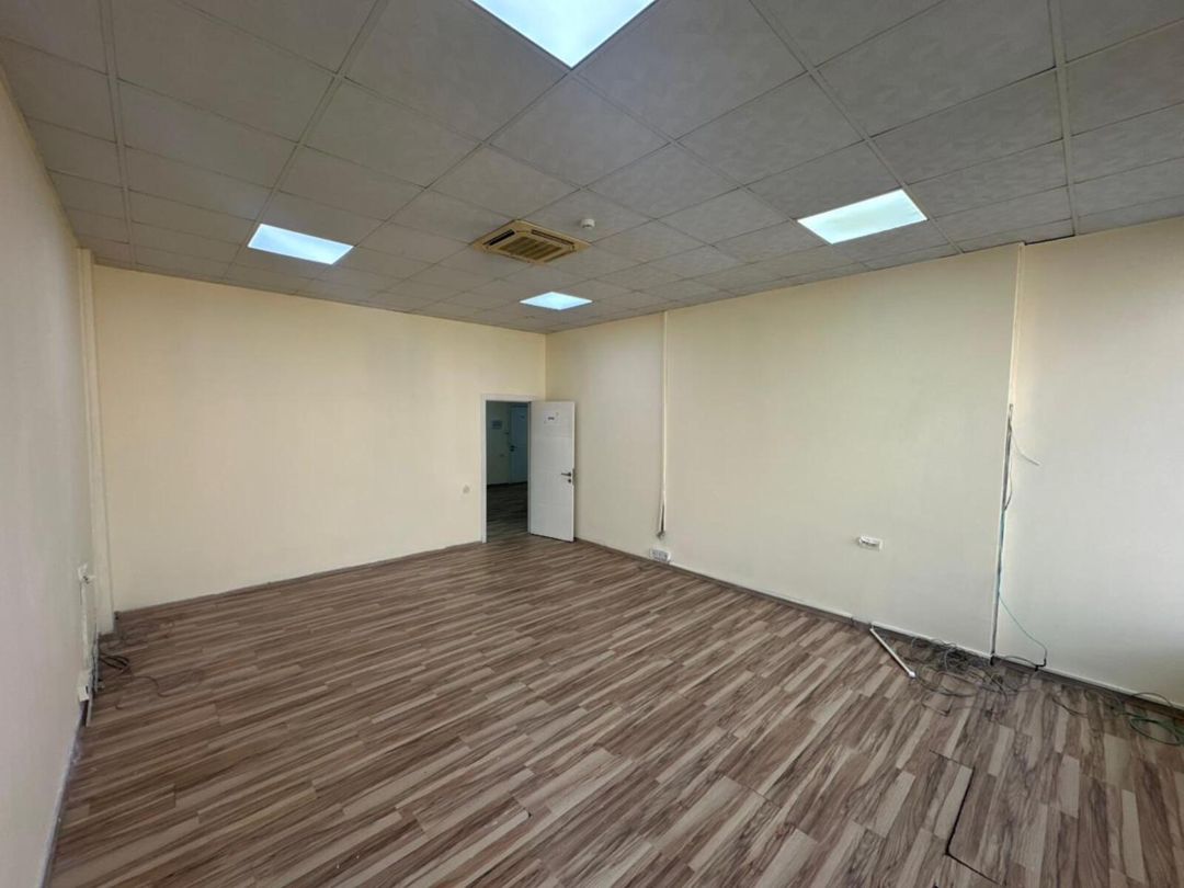 İcarəyə verilir 4 otaqlı ofis 200 m² — Ofis, Bakı (2)