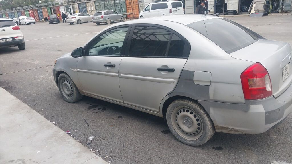Hyundai Accent: 1.4 l 2006 il Sedan 99-RP-394 — Avtomobillər, Bakı (5)