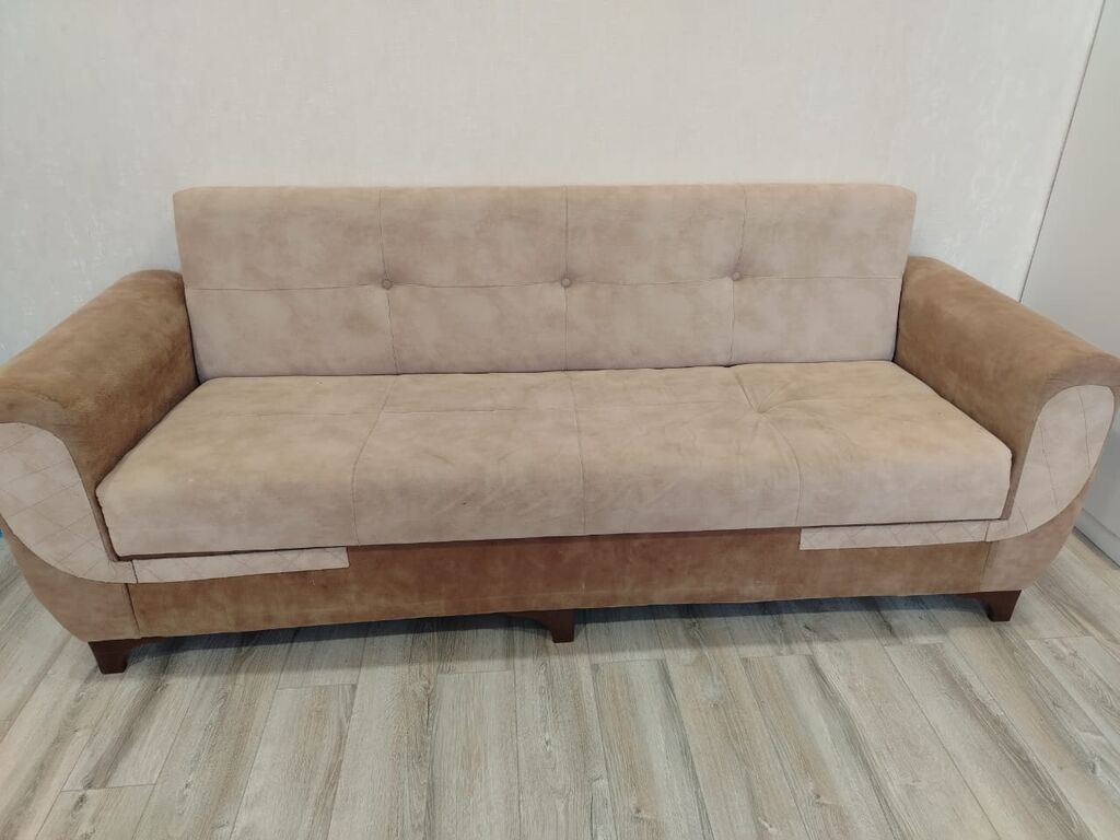 Divan satlir 130 azn Unvan Hövsan Aylin — Divanlər, Bakı