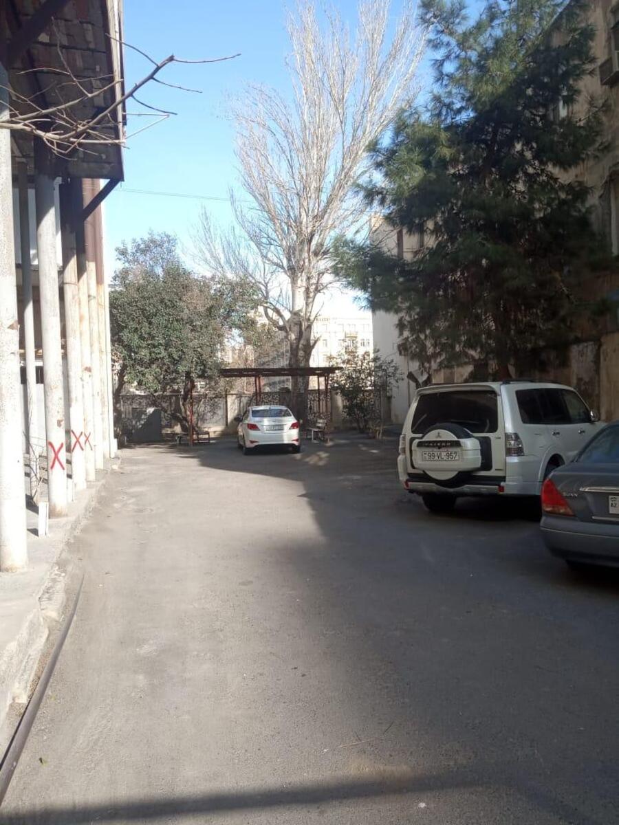 Satılır 2 otaqlı köhnə tikili 85 m² — Mənzil, Bakı (12)