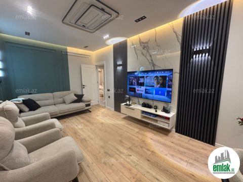 Satılır 5 otaqlı 135 m² köhnə tikili Yasamal r — 265 000 ₼ · Mənzil Satılır 5 otaqlı 135 m² köhnə tikili Yasamal r