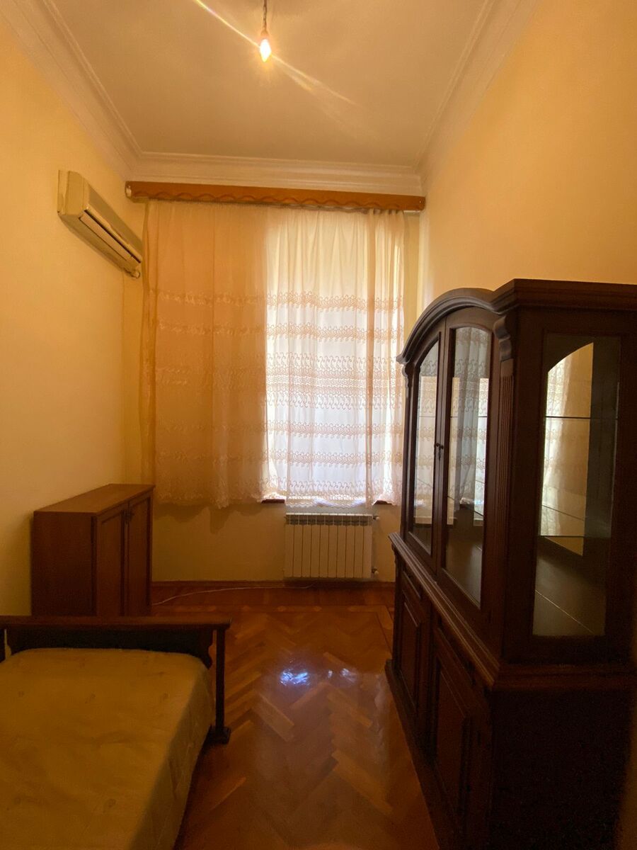 İcarəyə verilir 4 otaqlı köhnə tikili 120 m² — Mənzil, Bakı (7)