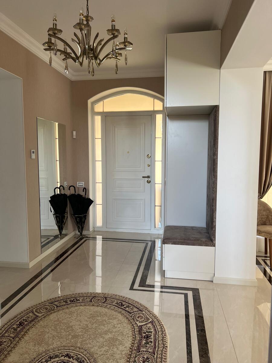 İcarəyə verilir 4 otaqlı həyət evi/bağ evi 210 m² — Ev, villa, Bakı (5)