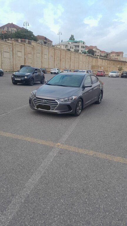 Hyundai Elantra, 2.0 L, 2018 il, 122 571 km — 20 900 ₼ · Bakı · Avtomobillər Hyundai Elantra, 2.0 L, 2018 il, 122 571 km — Bakı