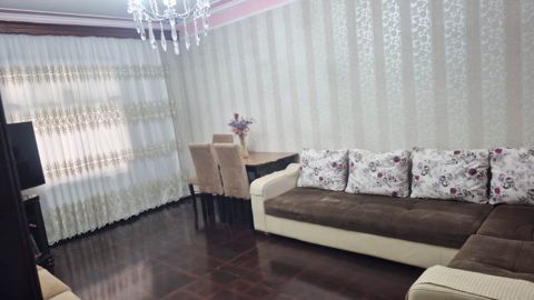 Satılır 3 otaqlı köhnə tikili 90 m² — Bakı
