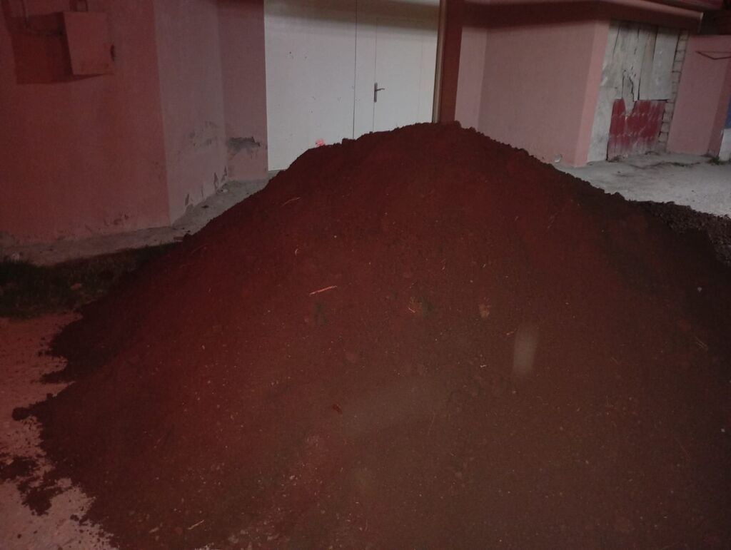 Ən Münbit torpaq və 100% Təmiz peyin satışı Qara torpaq İsmayıllı — Turba və gübrə, Bakı (4)
