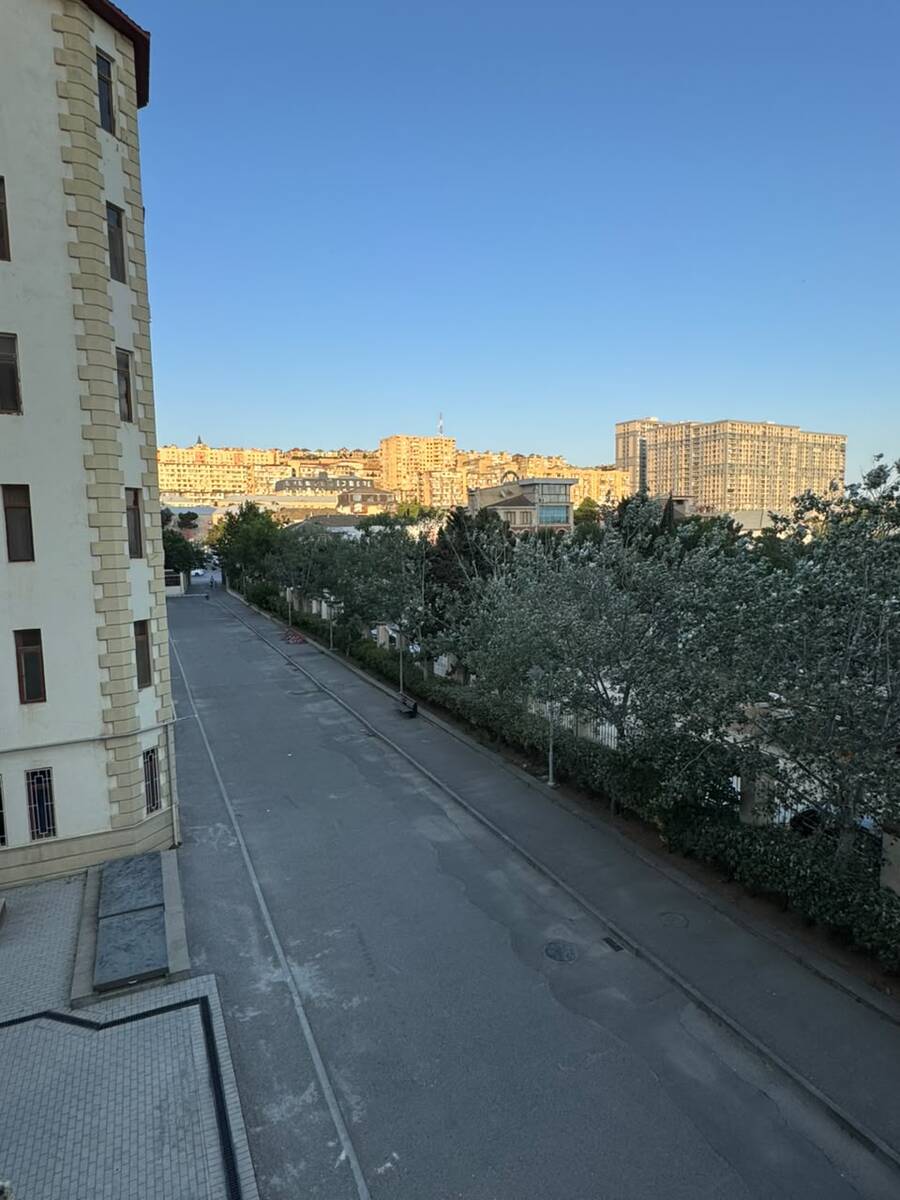 Satılır 3 otaqlı yeni tikili 180 m² — Mənzil, Bakı (10)
