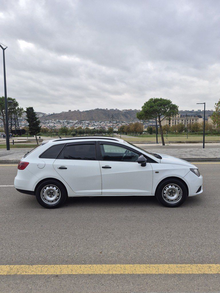 Seat Ibiza, 1.4 L, 2013 il, 500 000 km 90-SV-509 — Avtomobillər, Bakı (3)