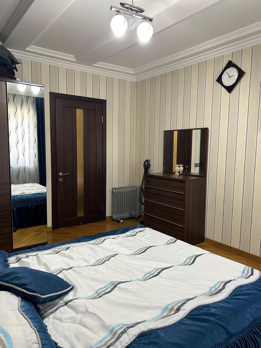Satılır 4 otaqlı köhnə tikili 82 m² — Mənzil, Bakı (5)
