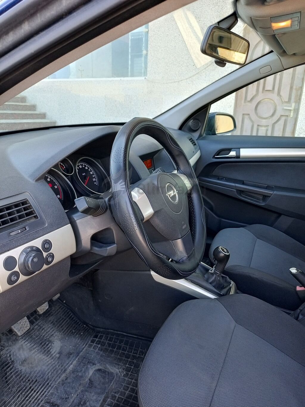 Opel Astra: 1.3 l 2007 il 280000 km Hetçbek 90-LT-646 — Avtomobillər, Bakı (5)