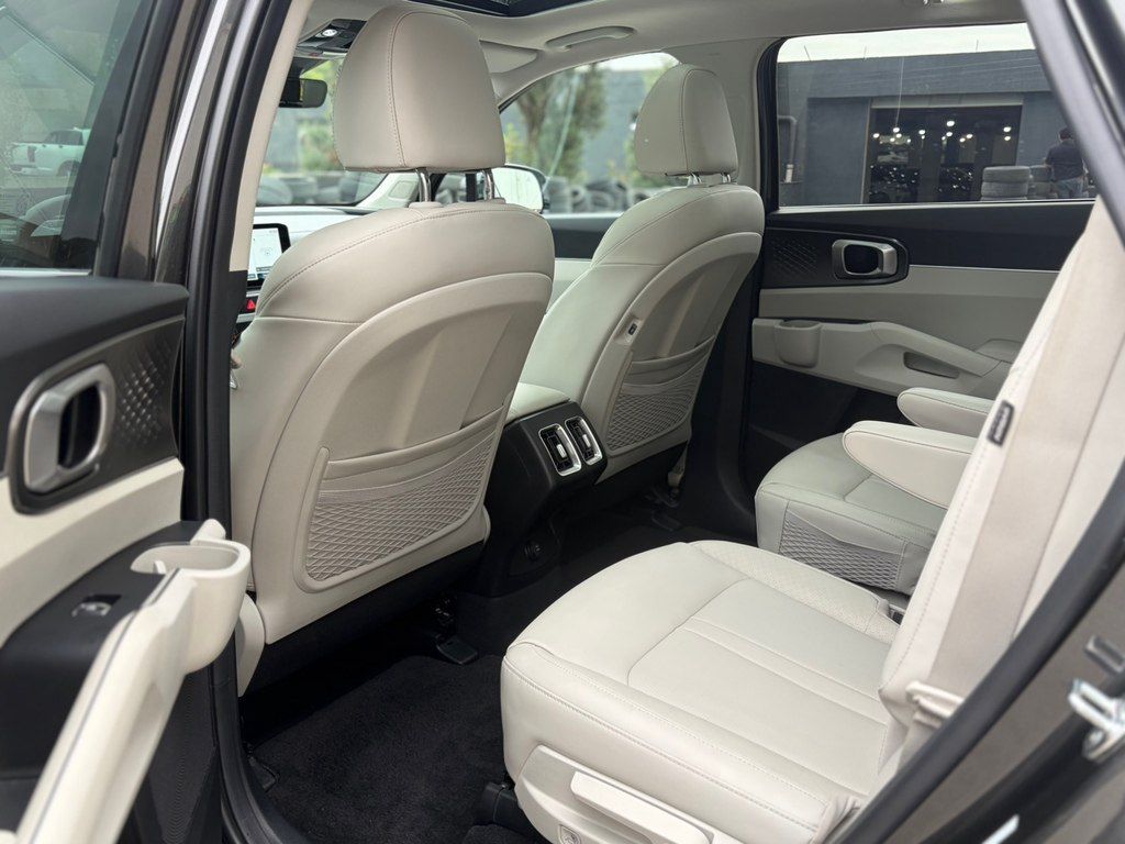 Kia Sorento, 1.6 L, 14 kWh, 2024 il, 950 km — Avtomobillər, Bakı (10)