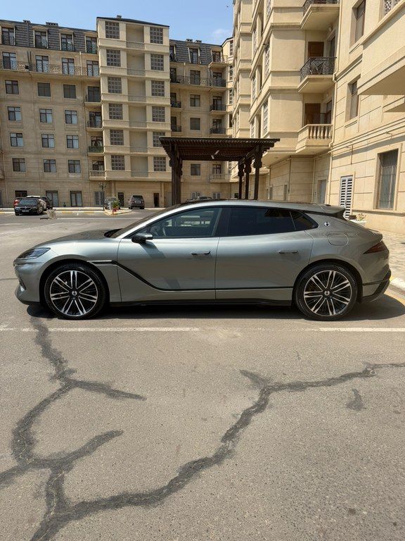 Denza Z9 GT, 38.5 kWh, 2024 il, 10 500 km — Avtomobillər, Bakı (8)