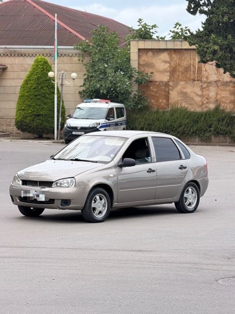 Lada (VAZ) Kalina, 1.6 L, 2006 il, 394 305 km — Xaçmaz