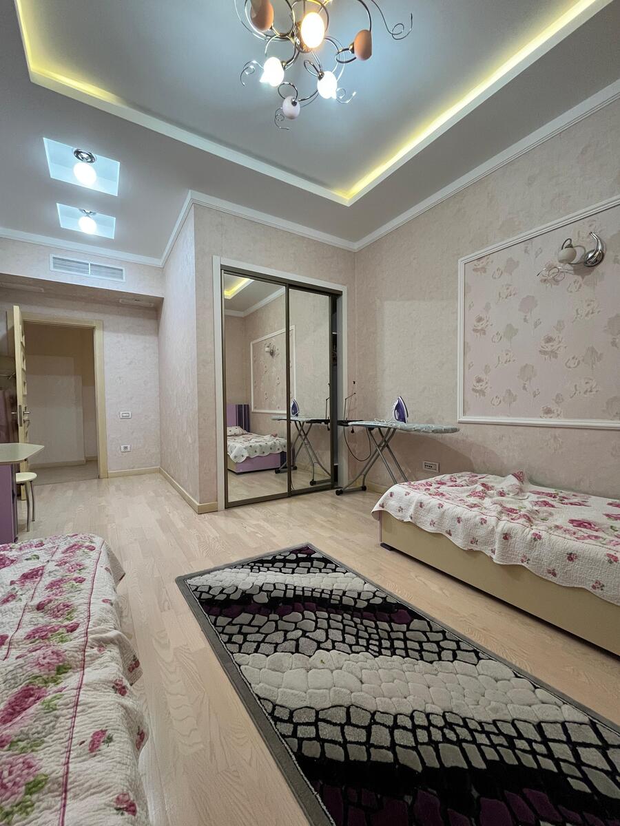 İcarəyə verilir 4 otaqlı yeni tikili 240 m² — Mənzil, Bakı (8)