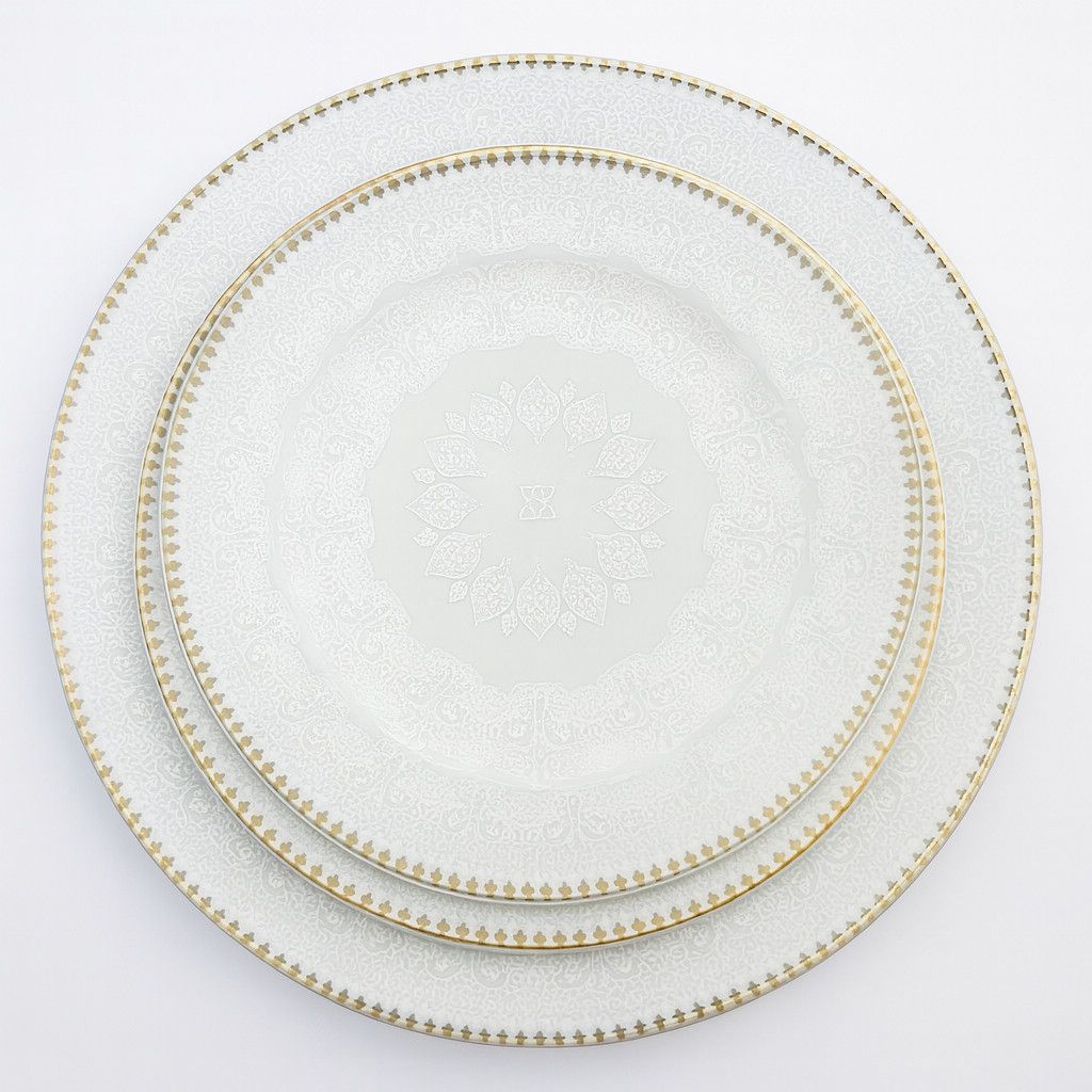Boşqab dəsti, keramika, qızılı/ağ, 17/19/23 sm, 18 parça — Mallar, Bakı