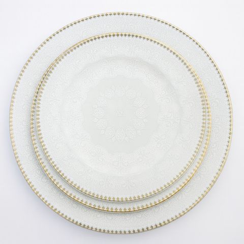 Boşqab dəsti, keramika, qızılı/ağ, 17/19/23 sm, 18 parça — 49 ₼ · Bakı · Mallar Boşqab dəsti, keramika, qızılı/ağ, 17/19/23 sm, 18 parça — Bakı