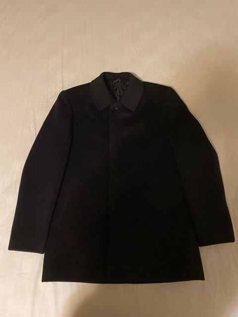Palto — 50 ₼ · Bakı · Geyim, ayakkabı, aksesuarlar Palto — Bakı