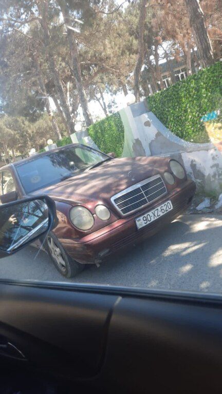 Mercedes E 200, 2.2 L, 1997 il, 554 343 km 90-XZ-620 — Avtomobillər, Bakı (7)