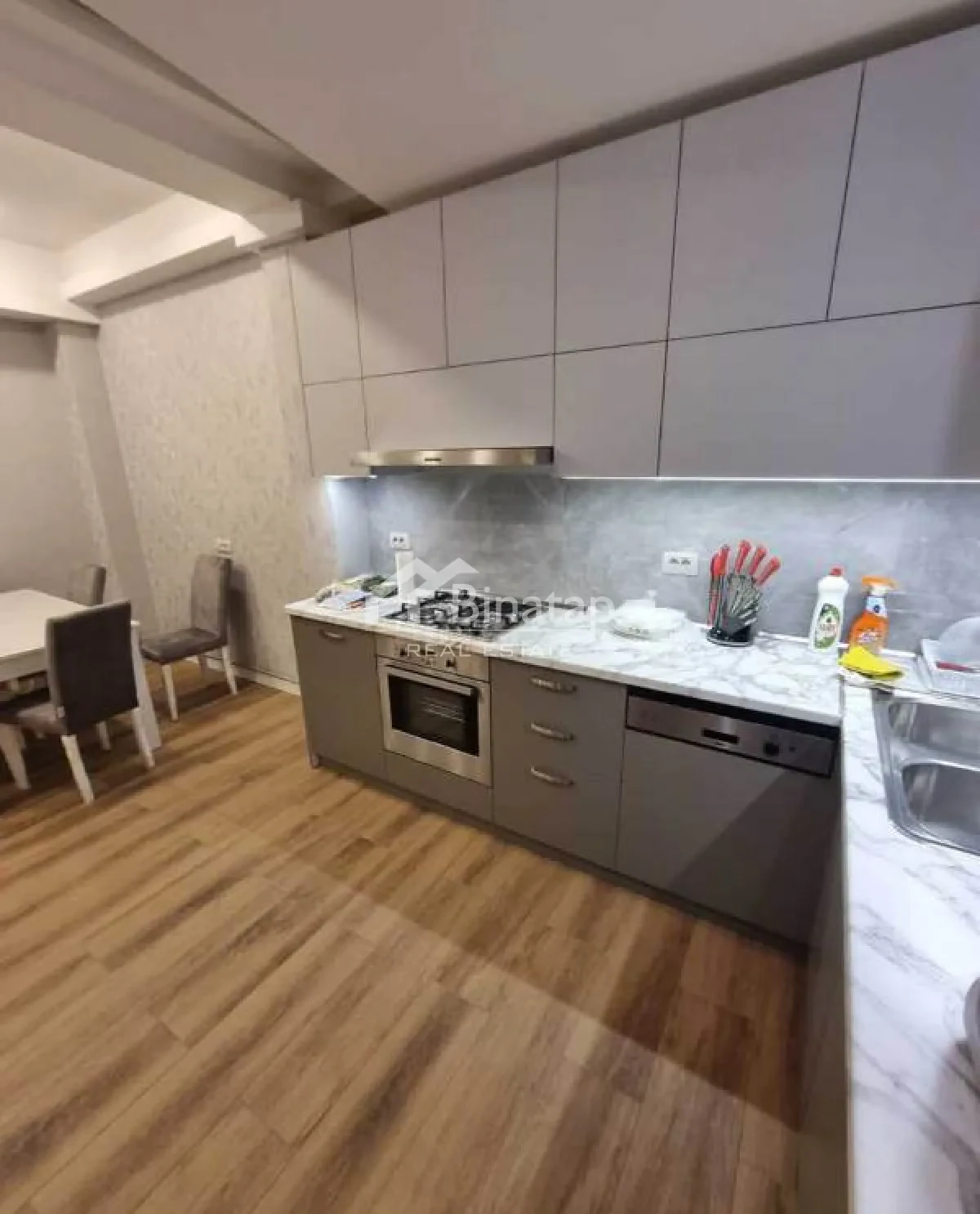 İcarəyə verilir 3 otaqlı yeni tikili 101 m², Nizami metrosu, Yasamal rayonu — Mənzil, Bakı (2)