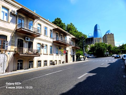 Satılır 5 otaqlı həyət evi/bağ evi 200 m² — Bakı