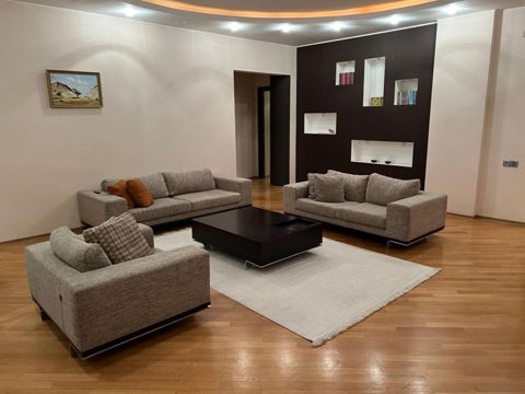 Satılır 3 otaqlı yeni tikili 140 m² — Bakı