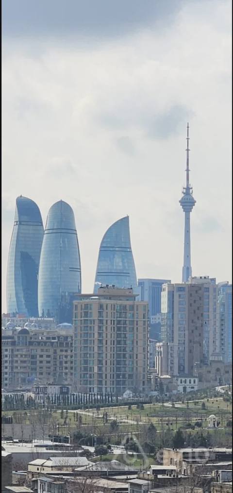 2 otaqlı mənzil, 83 m², Salatın Əsgərova — Şəhriyar bəy