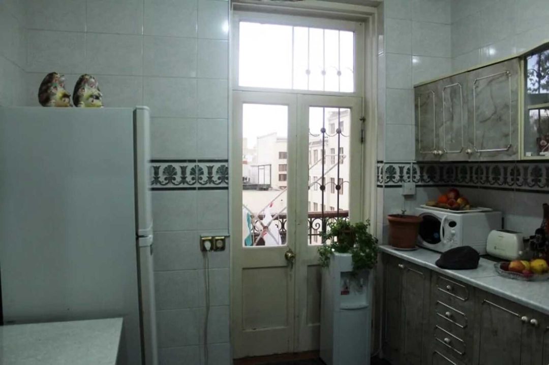 İcarəyə verilir 2 otaqlı köhnə tikili 70 m² — Mənzil, Bakı (9)