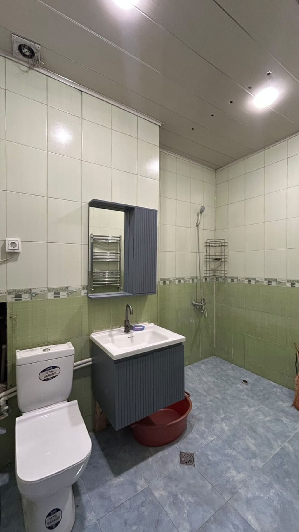 Dıqqet Elanı TAM Oxuyun Otag yoldasi xanim axtarilir — Mənzil, Bakı (3)