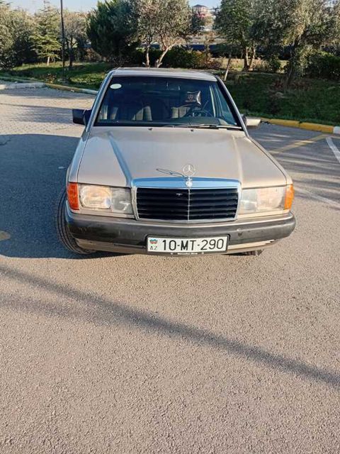 Mercedes 190, 2.0 L, 1991 il, 660 000 km — 4 000 ₼ · Bakı · Avtomobillər Mercedes 190, 2.0 L, 1991 il, 660 000 km — Bakı