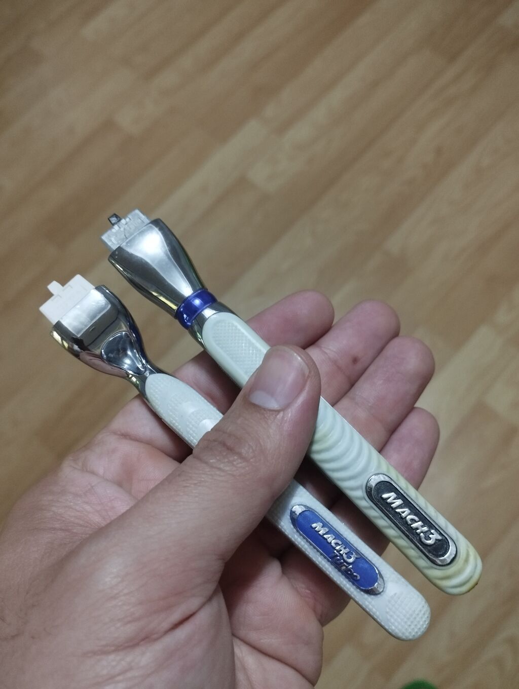 Gillette MACH3 ülgüc tutacaqları – 2 ədəd - Model: Gillette MACH3 və — Kosmetik və parfüm dəstləri, Bakı