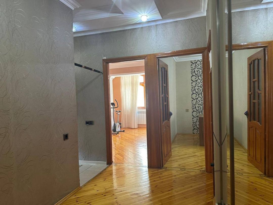 İcarəyə verilir 4 otaqlı köhnə tikili 90 m² — Mənzil, Bakı (2)