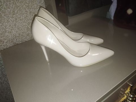 Tuflilər, Ölçü: 39, İşlənmiş — 20 ₼ · Şirvan · Tufl Tuflilər, Ölçü: 39, İşlənmiş — Şirvan