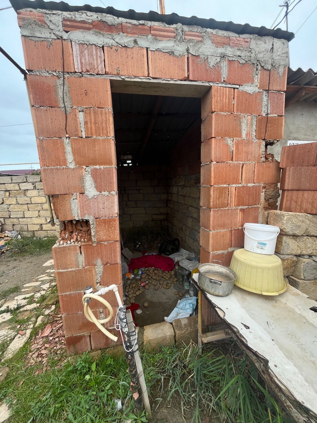 3 sotun içindədir 1 otaqlı tam təmirli qazı suyu işığı vayfayi hamısı — Ev, villa, Sumqayıt (2)