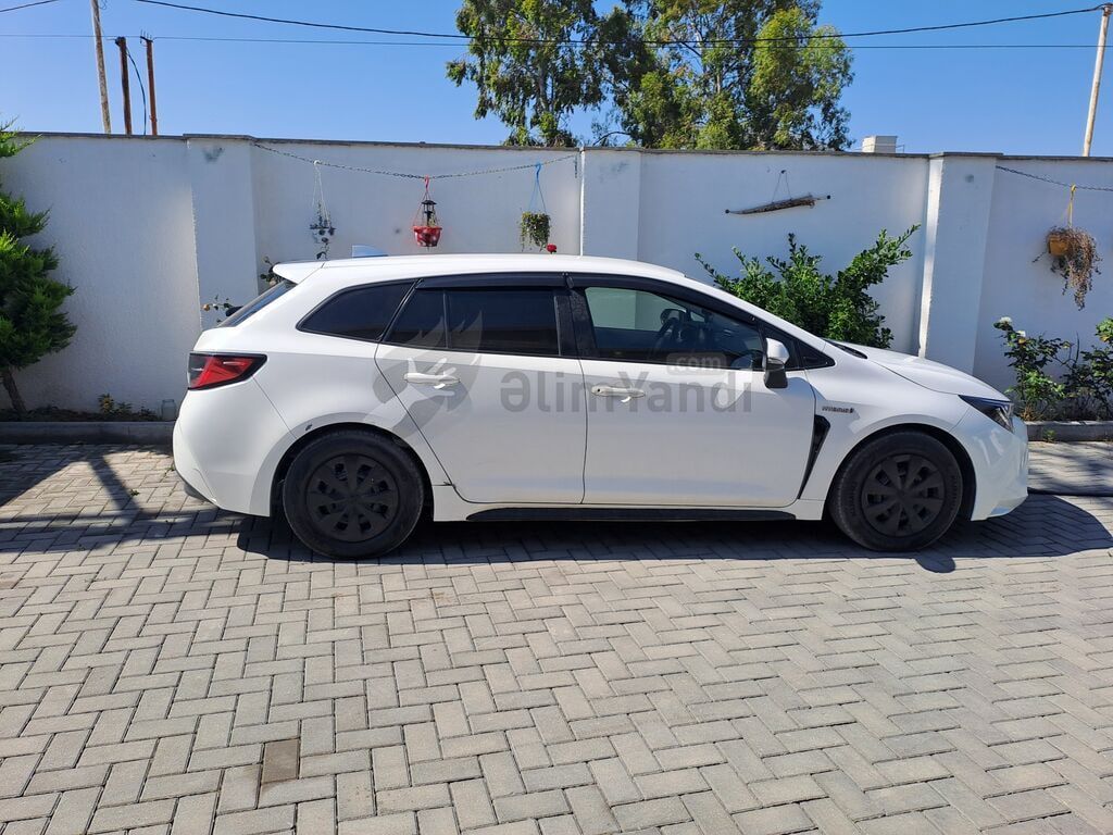 Toyota Corolla: 1.8 l 2019 il Universal 77-QT-218 — Avtomobillər, Bakı (4)
