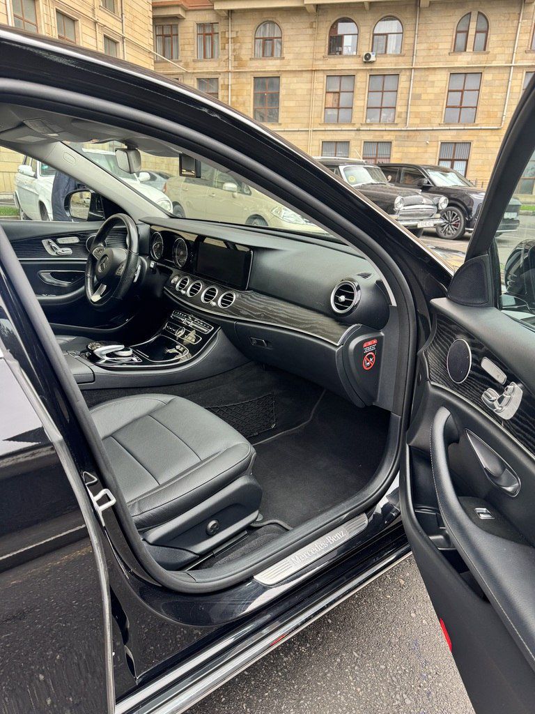 Mercedes E 300, 2.0 L, 2017 il, 208 000 km — Avtomobillər, Bakı (9)