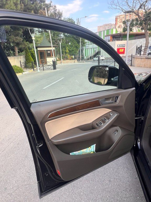 Audi Q5, 2.0 L, 2013 il, 180 000 km — Avtomobillər, Bakı (11)